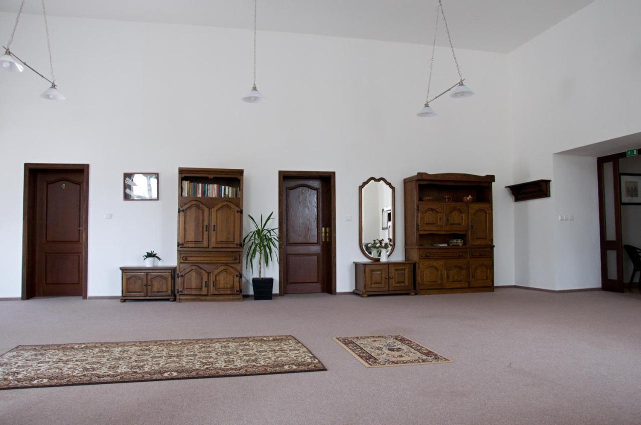 Penzion Zámek Rozsochatec Exterior foto